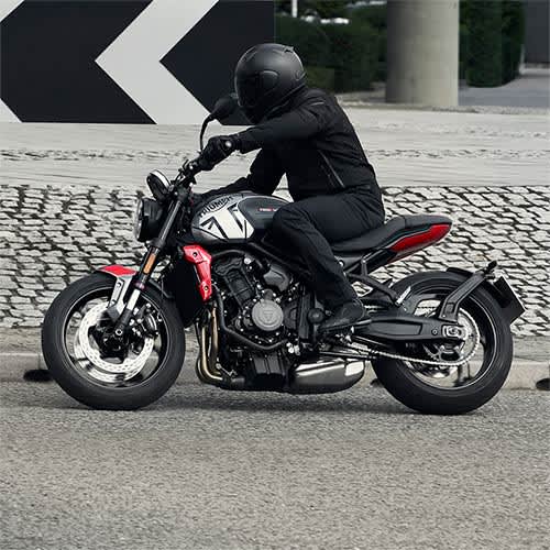 Triumph trident 650 price top